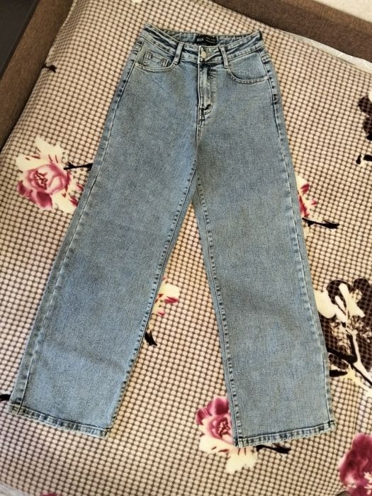 Нові жіночі джинси