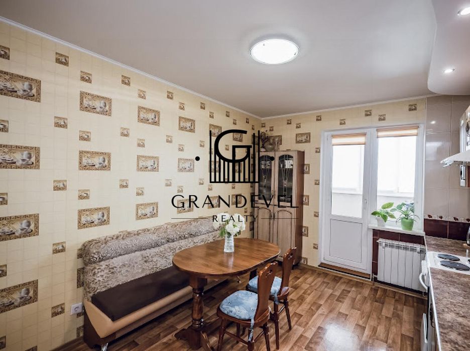 Продаж 3к квартири Максимовича 9А, Голосієвський р-н, Васильківська