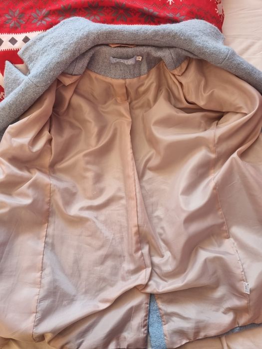 Zimowy płaszcz 140/146