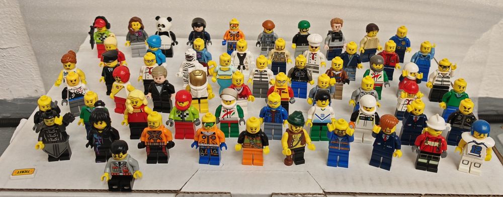 Ludziki lego 61 sztuk klocki LEGO