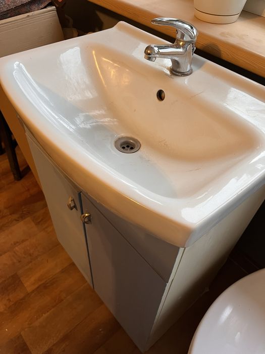 Zlew / umywalka lazienkowy cersanit