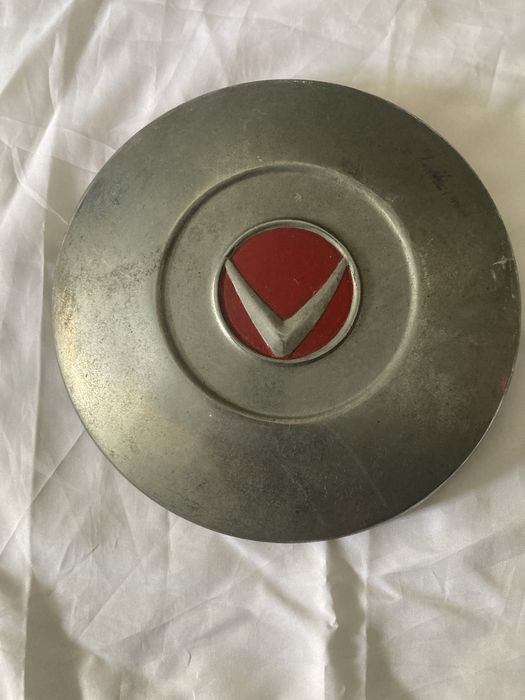 Volvo 122 s tampões e simbolo