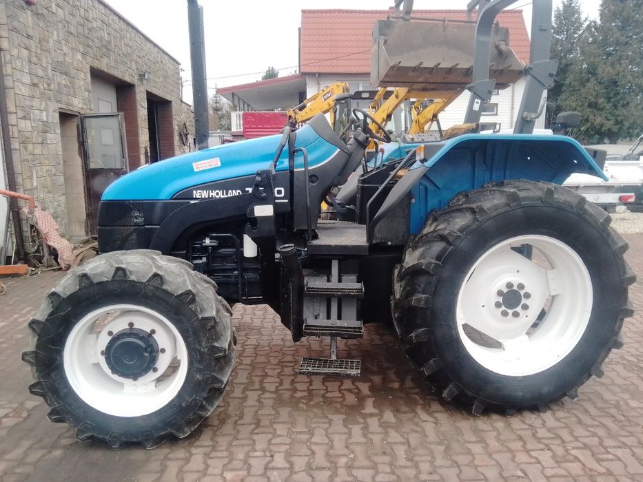 New Holland TS 90