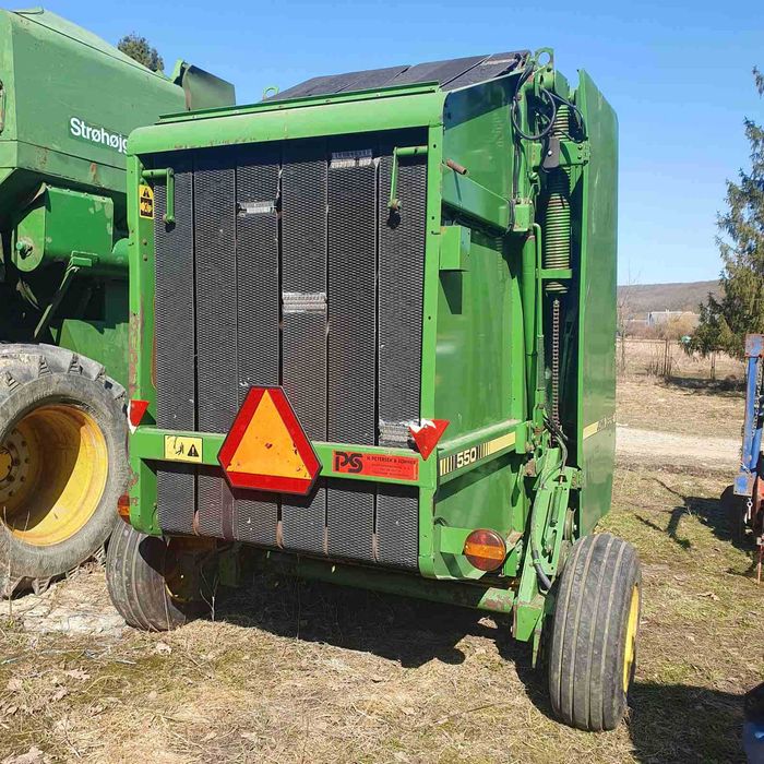 продам рулонний прес підбирач джон дир 550