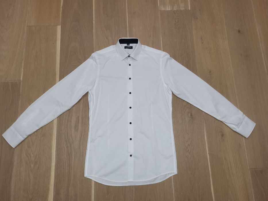 Biała męska koszula