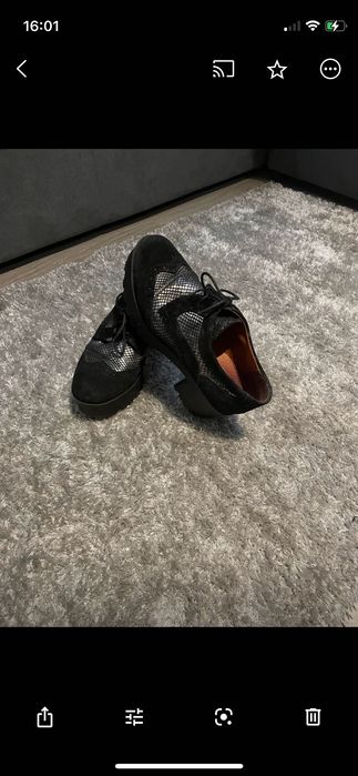 Vendo sapatos de senhora tam 38