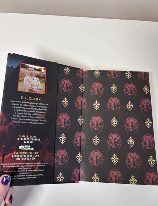 Livro Ambessa Elegida del Lobo