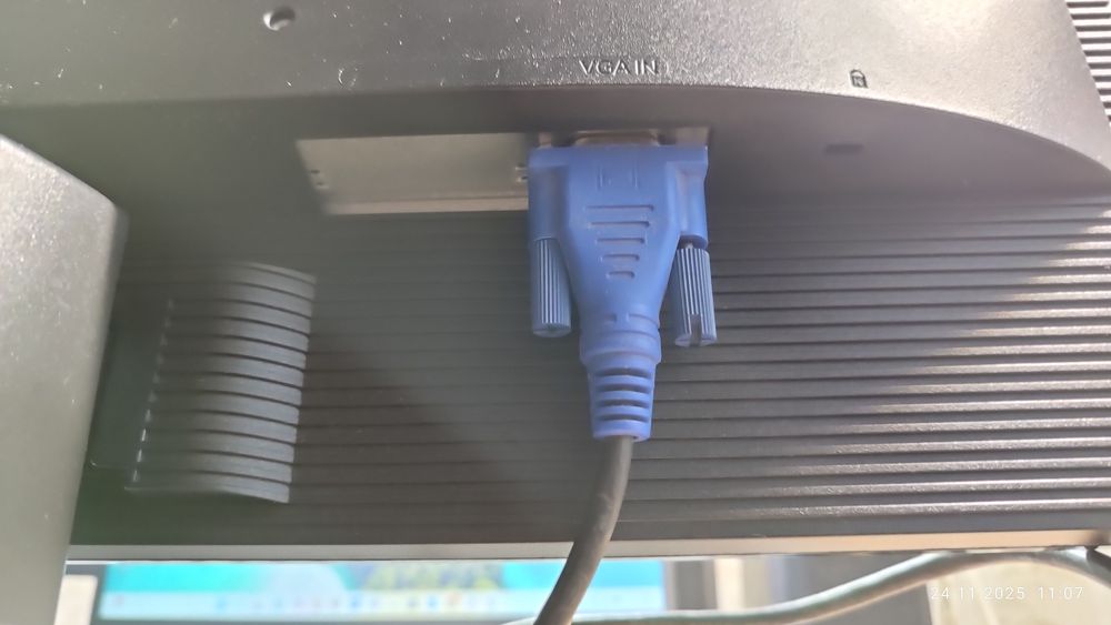 Монітор 20' Packard bell Viseo203DX