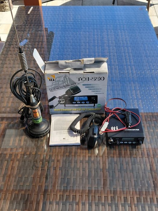Sprzedam CB Radio TCB-550 komplet