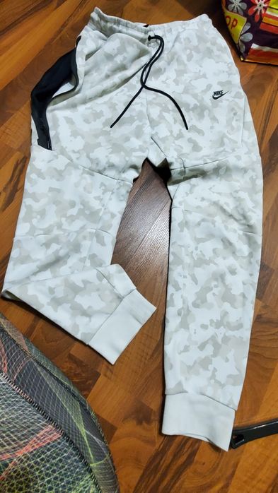 nike · sportswear tech fleece broek
heren