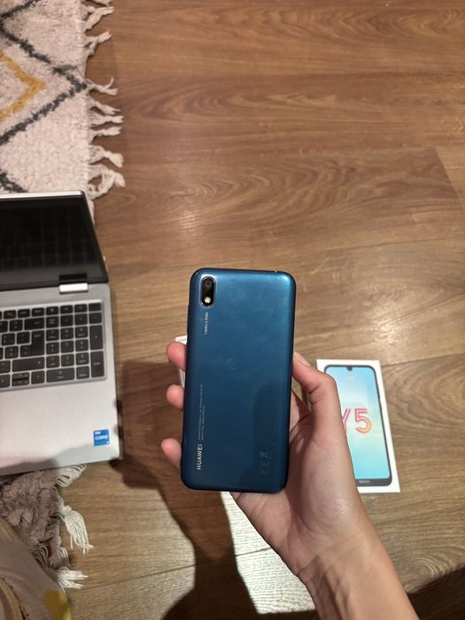 Smartphone HUAWEI Y5 2019