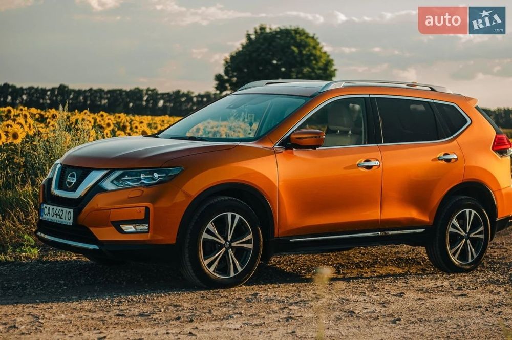 Автомобіль Nissan X-Trail