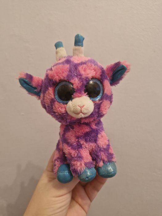 Maskotka z dużymi oczkami