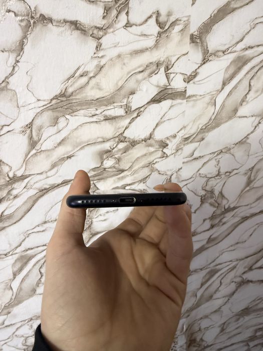 Продам iPhone 32гб