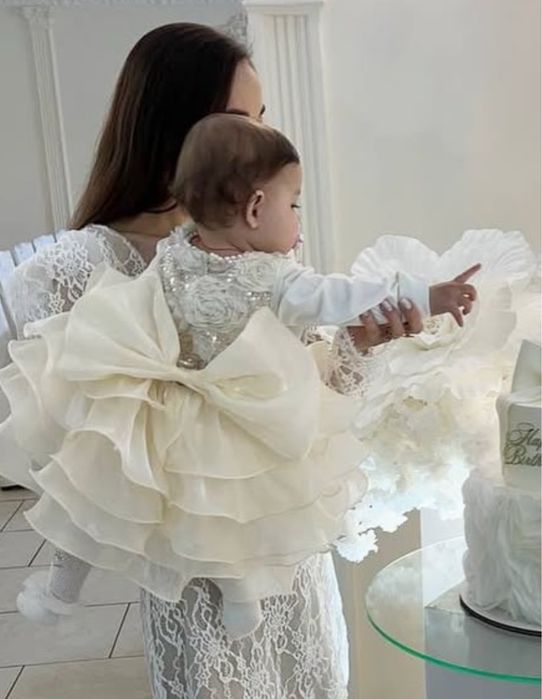 Дитяче біленьке  плаття