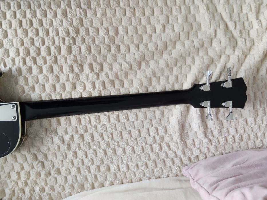 Sprzedam gitarę basową Diamand