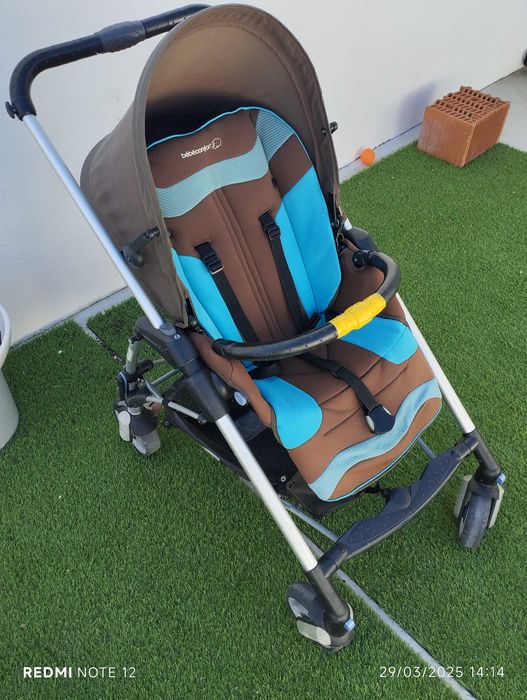 Carrinho bebé em bom estado