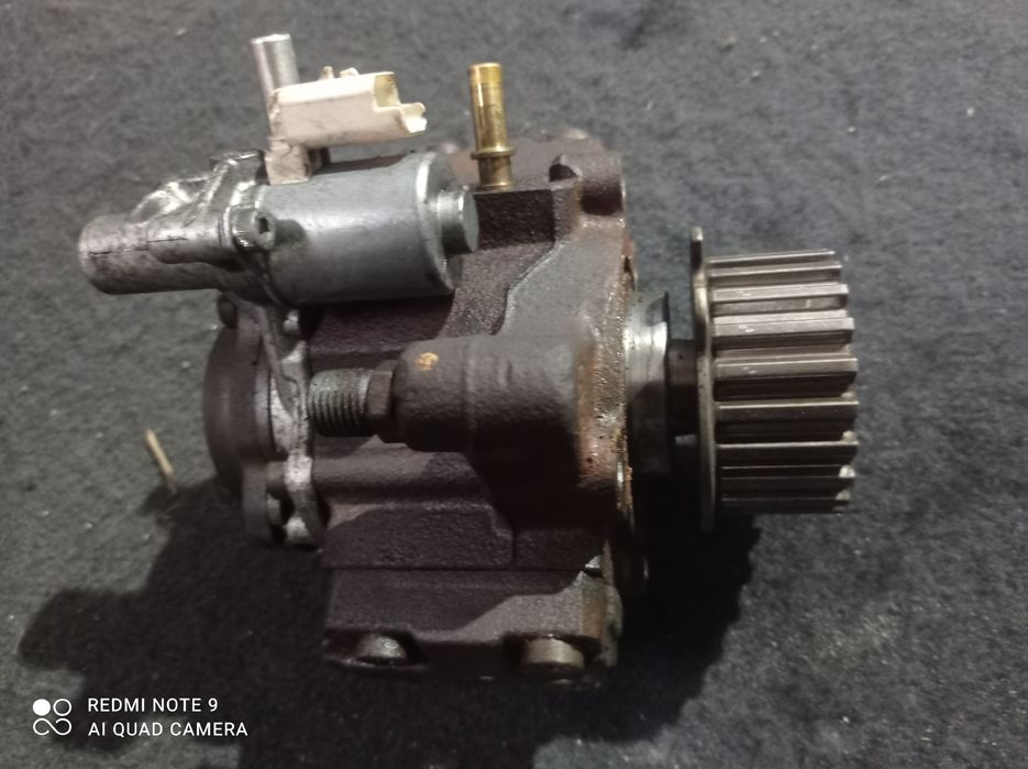 Топливный насос 1,6ehdi ТНВД Citroen c4 picasso Jumpy Expert  peugeot