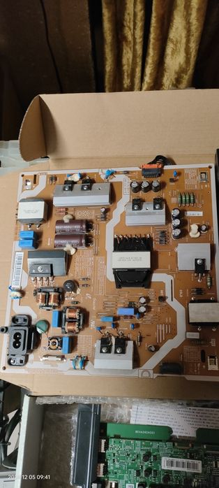 Sprzedam płytę główną oraz zasilającą do tv LG LC420DUH