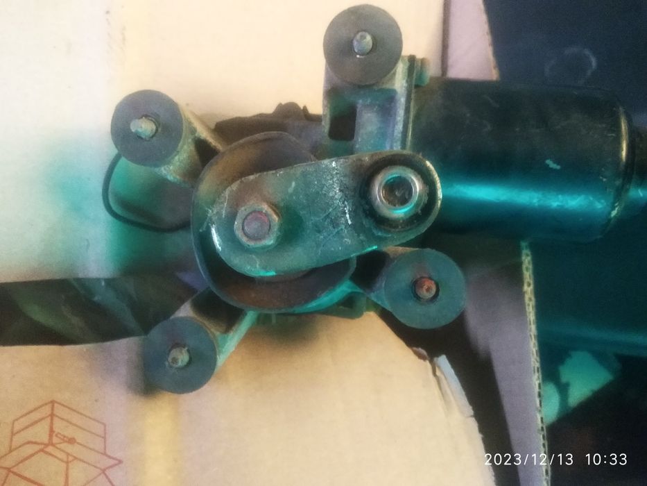 Ланос стеклоподъёмник механический задній правий