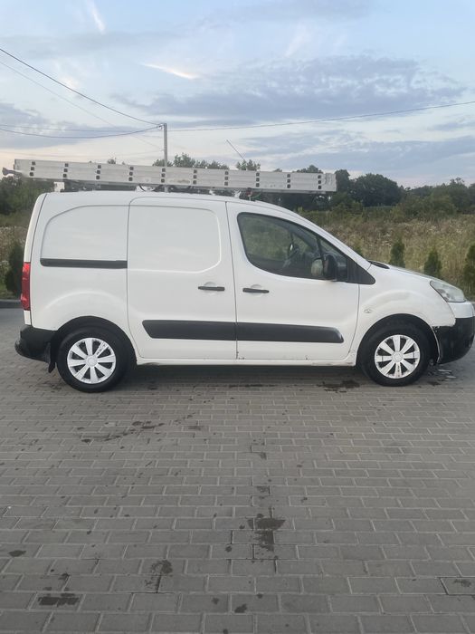 PEUGEOT partner 2012