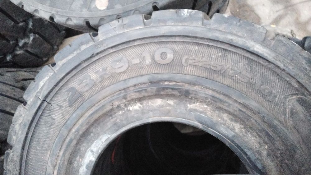 Opony pełne 23x9-10 solideal sit clik wózek widłowy Linde toyota hyste