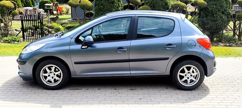 Peugeot 207 1.4 benzyna 2007r stan bardzo dobry!  170 tysięcy przebieg