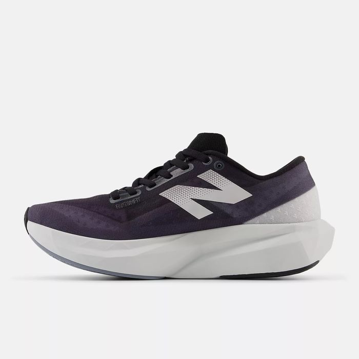 New Balance Rebel v4