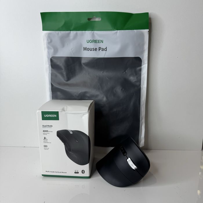 Беспроводная вертикальная мышь UGREEN MU008