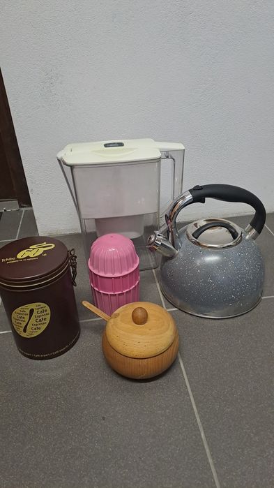 Różne naczynia kuchenne