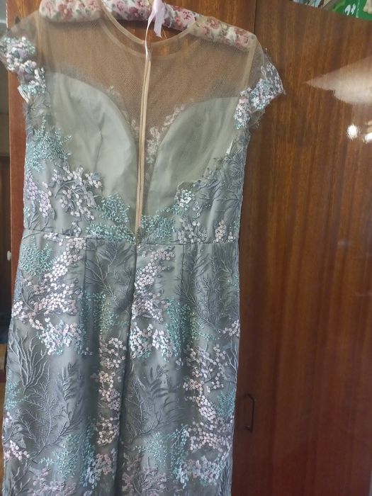 Сукня випускна, весільна, вечірня