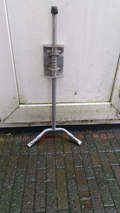 Поїлки для свиней.