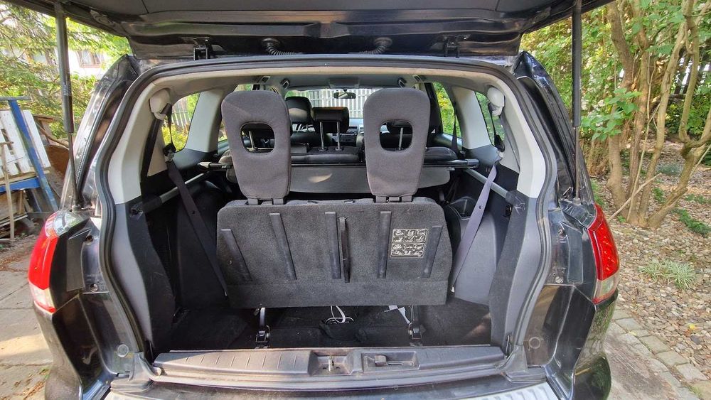 Citroen C-Crosser (jak Mitsubishi Outlander), 2.2 HDi, 4x4, 7 os.