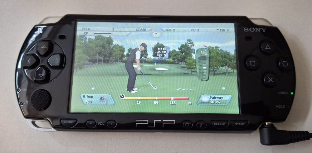 Sony PSP 2004 Slim Preta + Carregador Original Sony + Jogo