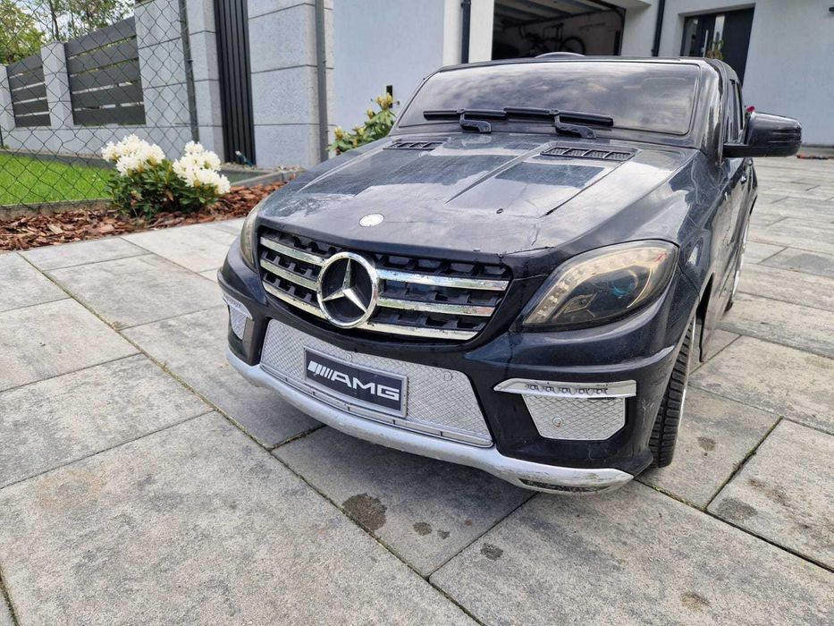 Samochod mercedes akumulator dziecko