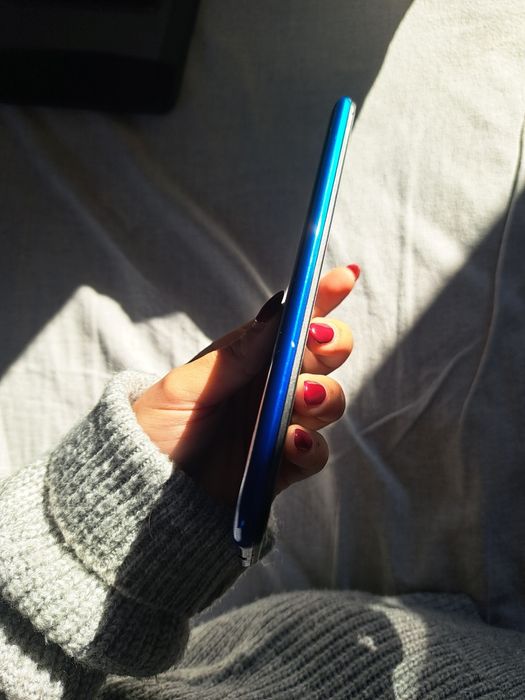 Telemóvel danificado