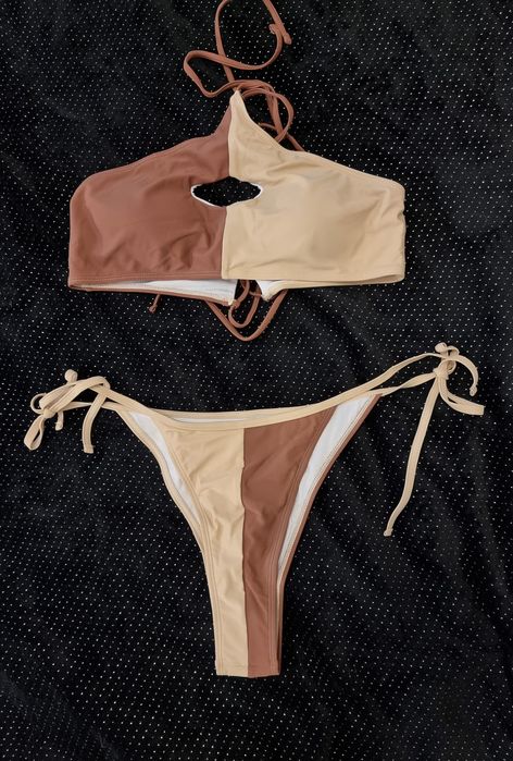 Dwuczęściowy strój kąpielowy