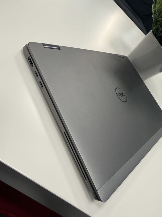 Dell Latitude 7350 i7 Ultra+ 32GB ram + 1TB SSD flash + Windows11 PRO