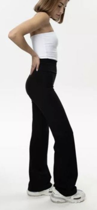 Штани кльош чорні