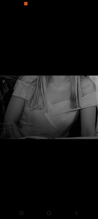 Elegancka długa sukienka