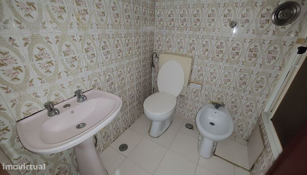 Apartamento T2 em Mem Martins