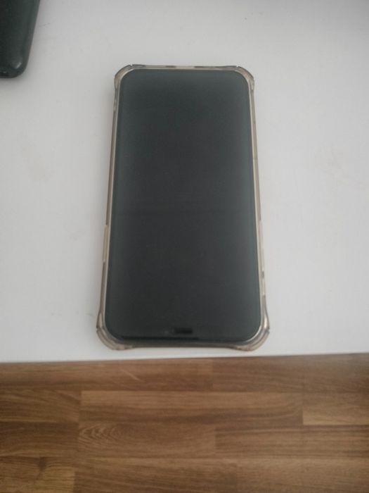Vendo iPhone 12 por  150€  Estado: Usado