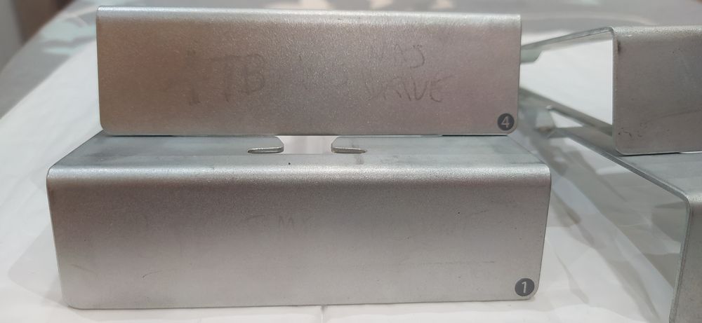 Mac pro 1.1 a 3.1 caddys