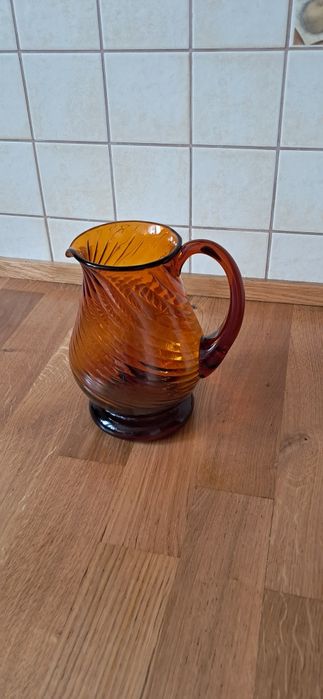 Dzbanek zaprojektowany przez Z. Horbowy.