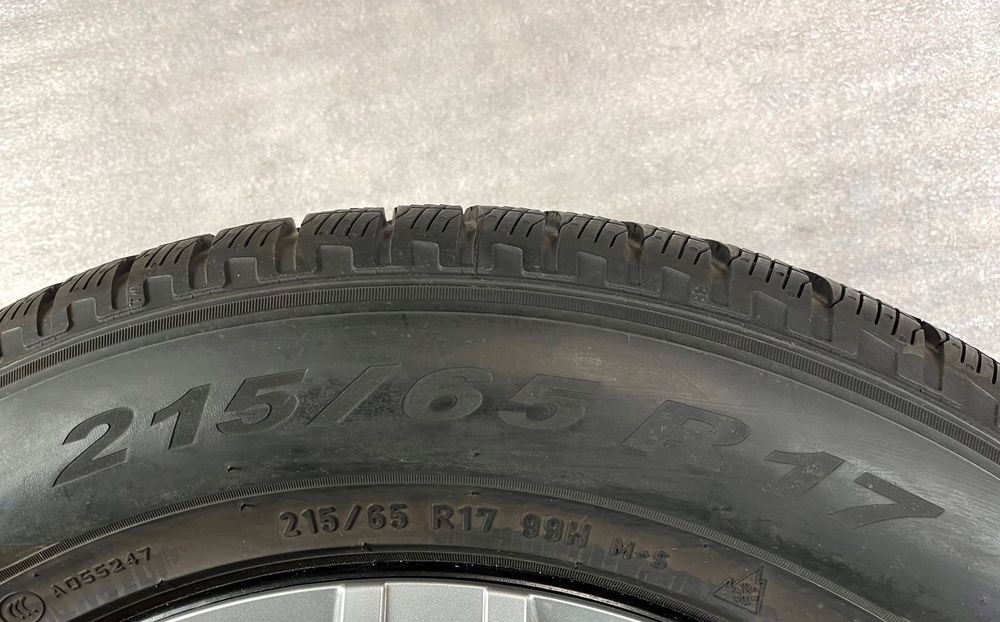 Opony zimowe 215/65r17 Pirelli scorpion winter 215/65/17 2 szt. 2024r rant
