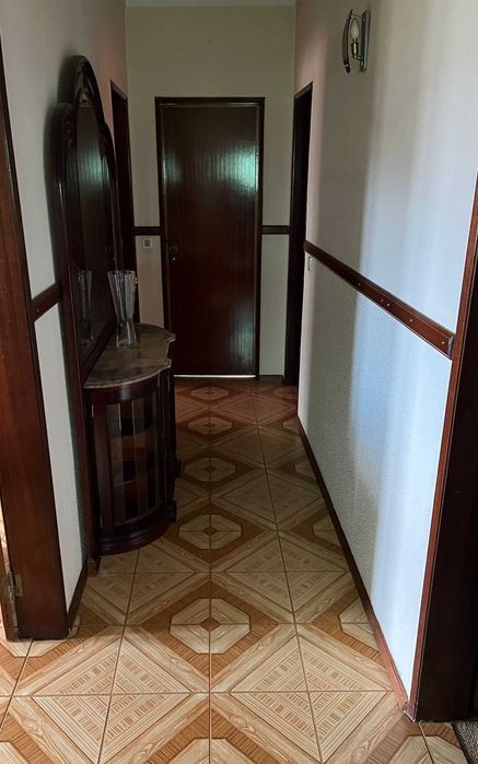 Arenda-se Moradia T3 com Jardim em Local Tranquilo e Aconchegante