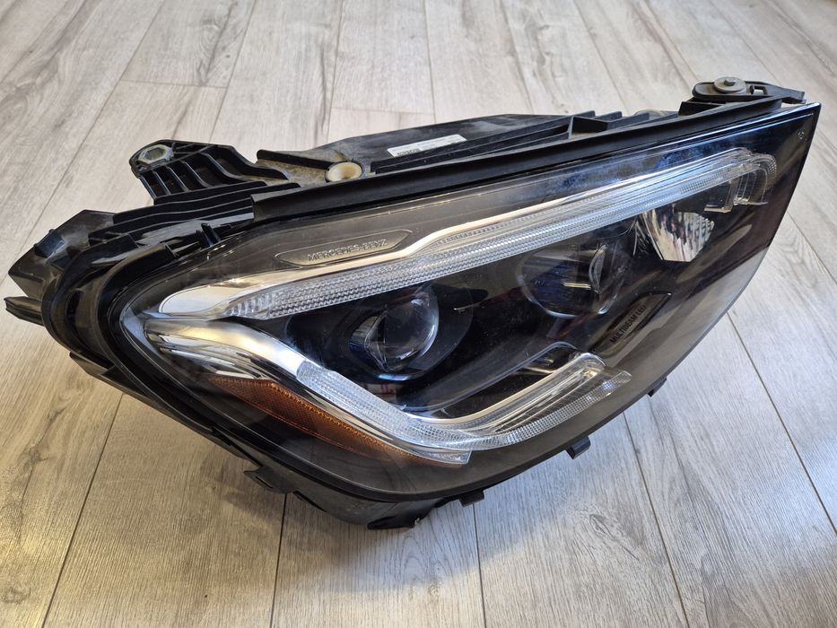 Фара права Mercedes GLC 2020-2022 USA