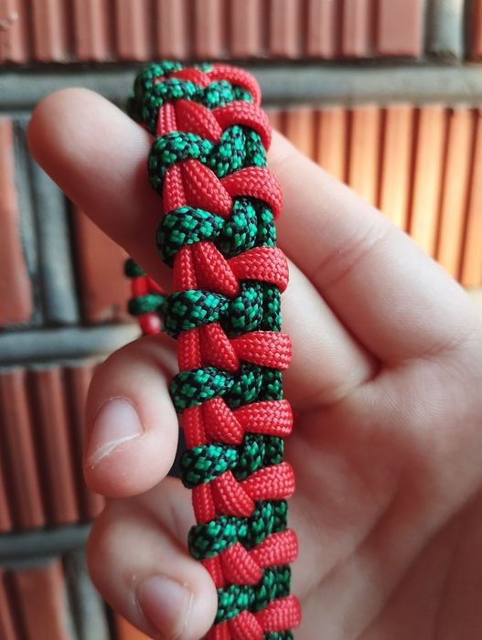 Ошейник,браслет из паракорда