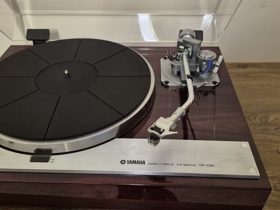 Gramofon vintage Yamaha YP-D51