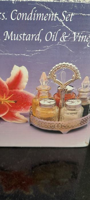 New Glass Oil and Vinegar Dispenser423543759889377281